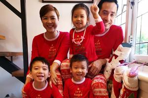 陈豪带妻儿澳洲过圣诞一家五口喜气洋洋