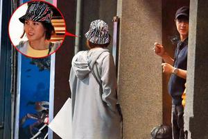 林更新台湾约会短发美女 贴心帮背包