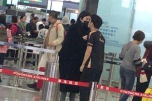 网友香港机场偶遇何猷君奚梦瑶吻别
