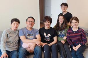 惠若琪生日宴郎平现身 圈外老公罕见露面