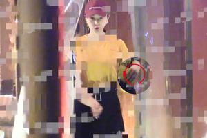 范冰冰带工作人员聚餐无名指钻戒抢镜