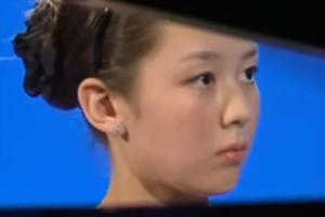 郎朗妻子童年照：德韩混血从小美到大