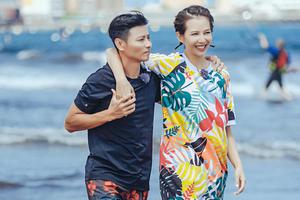 蔡少芬孕肚照曝光小腹微与张晋相拥