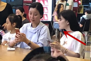 李小璐带女儿看电影被偶遇 甜馨下巴尖尖