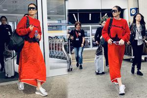 巩俐与威尼斯影后失之交臂 全红look转战多伦多