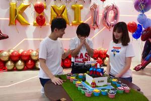 林志颖夫妇为儿子KIMI庆祝10岁生日