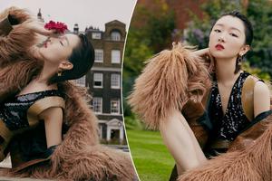 酷Girl!周冬雨亮片裙配皮草亮相时装周