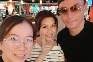 网友喝茶偶遇霍建华 迷妹视角直呼“自带光芒”