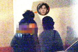 恋情再添锤？白举纲带女子一同回家关系不简单