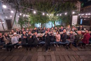 乌镇戏剧节长街宴林青霞周迅黄磊等齐聚