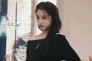 关晓彤一字肩长裙皮肤白皙生图能打