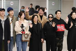 奥斯卡四冠王《寄生虫》剧组凯旋