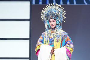 黄晓明绿洲分享青衣扮相很惊艳