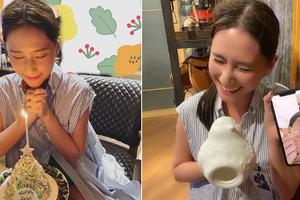 窦骁视频为女友何超莲庆生甜蜜比心