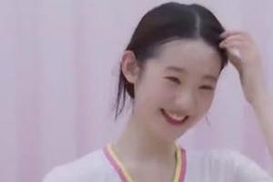 《创3》张艺凡跳舞成表情包大户