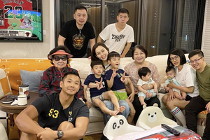 范玮琪陈建州四世同堂家族合影