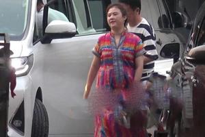 赌王大房二女回应妹妹何超雄争财产