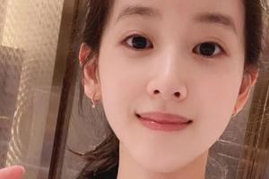 章泽天回国与老公团聚疯狂“虐腹”