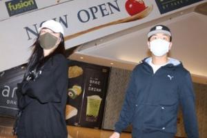 马国明汤洛雯约会被拍后官宣恋情