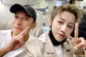 李维嘉刘雨昕飞机上偶遇齐发自拍