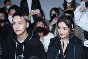 杨幂与陈伟霆同框看秀画面养眼