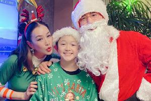 钟丽缇圣诞开party照全家福