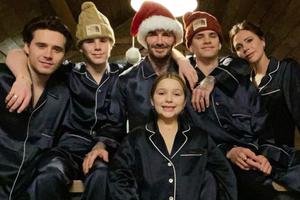 贝克汉姆一家穿亲子装拍全家福