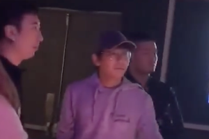 王思聪王大陆彭昱畅一起现身酒吧被偶遇