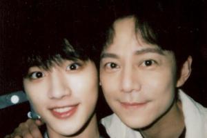 何炅生日快乐家族张艺兴丁程鑫等送祝福