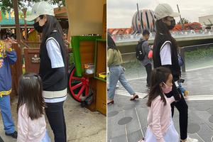 董璇带女儿游迪士尼 小酒窝穿裙子似“在逃公主”