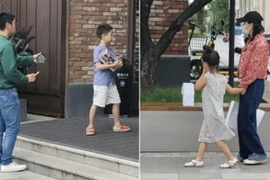 网友偶遇杜江一家 霍思燕再牵女孩现身