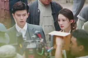 任嘉伦李沁新剧路透曝光 男帅女美氛围感好强