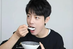 肖战深圳城食Vlog上线 分享《如梦》演出变化