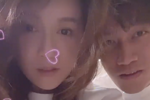 陈乔恩艾伦穿情侣装抱猫拍视频甜蜜十足