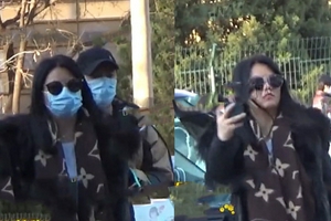 李湘离婚后被拍到与神秘男子酒店约会