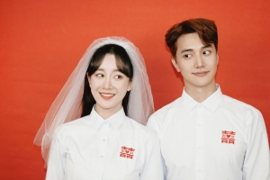 张檬金恩圣宣布结婚 两人结婚照曝光幸福甜蜜