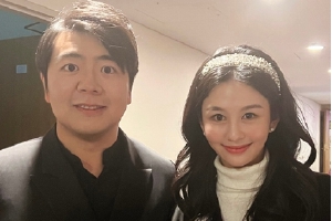 邱淑贞大女儿成功追星郎朗夫妇