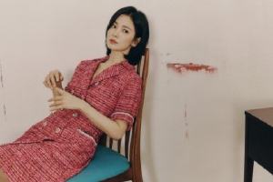 宋慧乔拍初春宣传写真温柔知性美