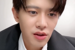 任嘉伦直播中自曝体重只有114斤