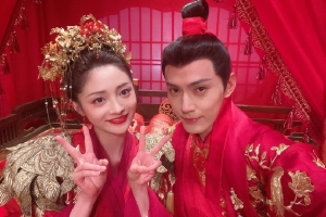 周洁琼晒剧组花絮照告别《影帝的公主》