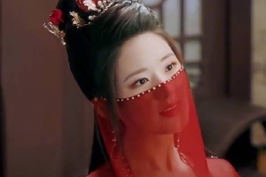 赵露思白风夕红衣蒙面造型美丽动人