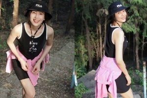 高圆圆分享爬山随拍美照状态好