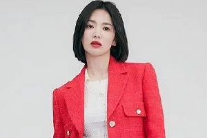 宋慧乔OL造型气质知性温柔