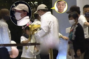 黄渤夫妇现身西宁为女儿庆生