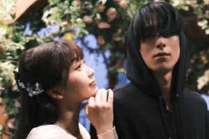 小兰花与王鹤棣古今联动