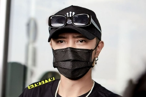 罗志祥现身北京机场获粉丝簇拥