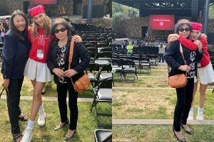 谷爱凌斯坦福大学开学晒和妈妈姥姥合照