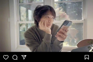 孔晓振晒kevinoh帅照喊对方我的天使