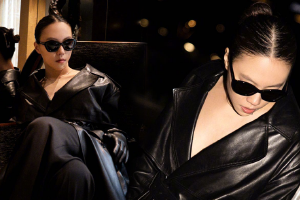 窦靖童皮衣玩转摇滚时尚 神态酷似王菲