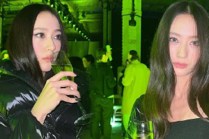 郑秀晶穿黑色抹胸搭配皮衣秀小蛮腰